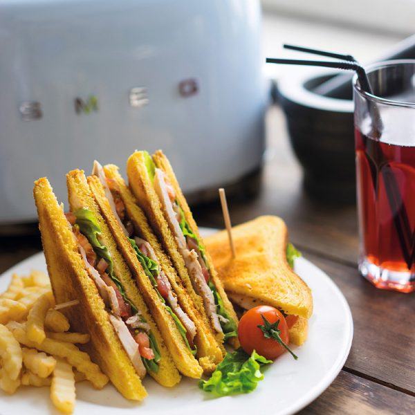 Smeg TSF01PBEU br?drister pastelbl? 2 skiver 950 watt - Image 5