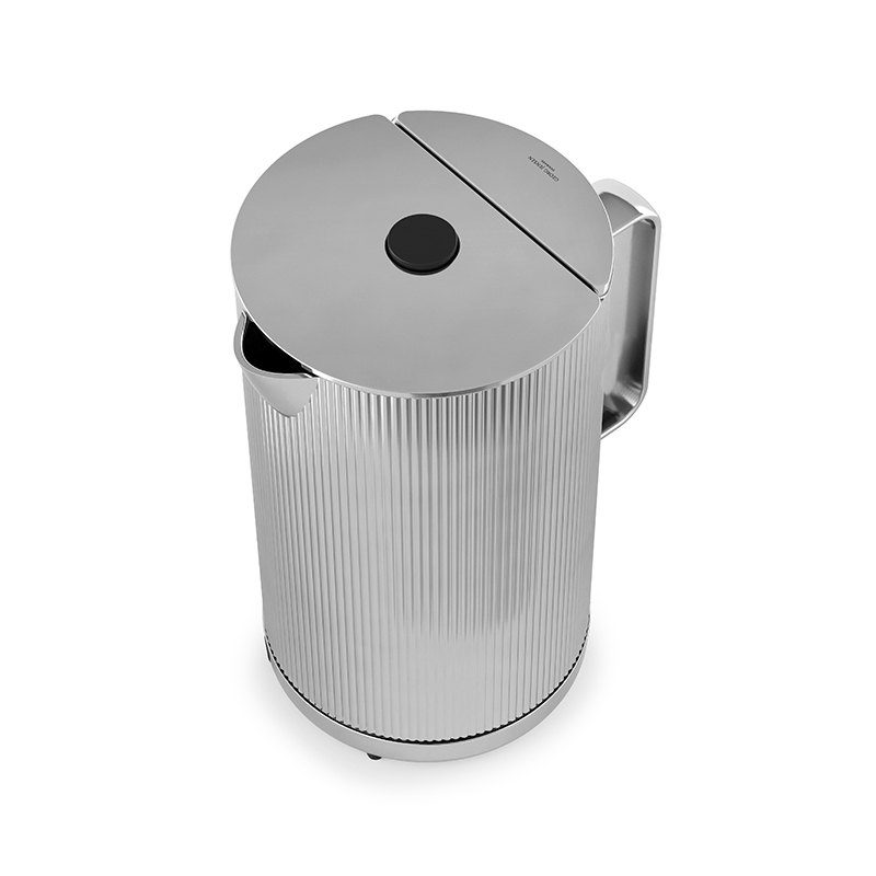Georg Jensen Bernadotte el-kedel st?l 1,5 liter 2200 watt - Image 3