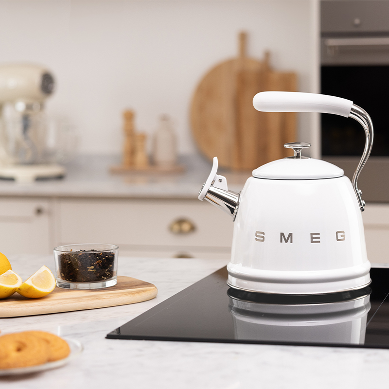 Smeg 50's Style fl?jte kedel hvid 2,3 liter - Image 4