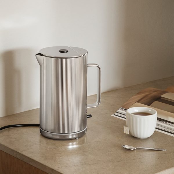 Georg Jensen Bernadotte el-kedel st?l 1,5 liter 2200 watt - Image 5
