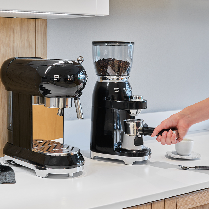 Smeg kaffekv?rn sort 350 g - Image 4