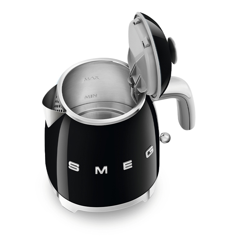 Smeg KLF05BLEU elkedel mini sort 0,8 liter 1400 watt - Image 4