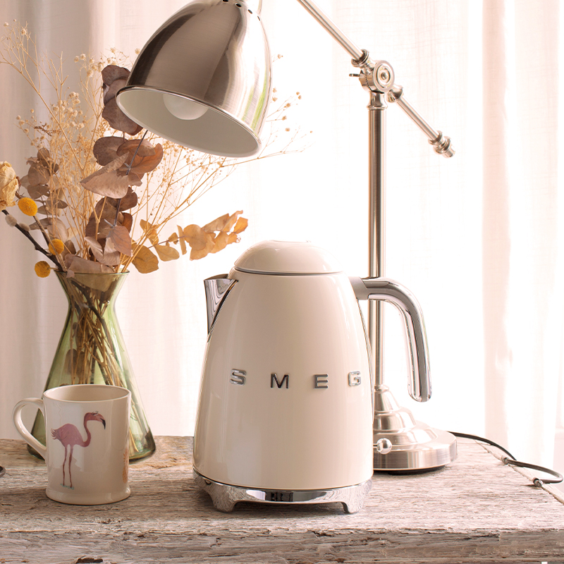 Smeg KLF03CREU elkedel creme 1,7 liter 2400 watt - Image 3