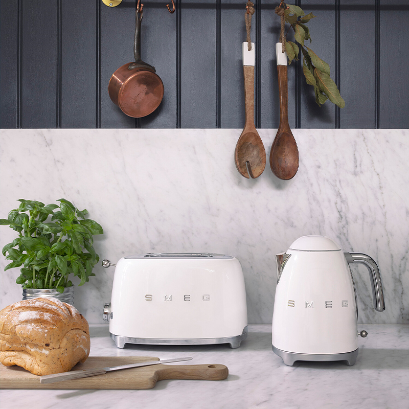 Smeg TSF01WHEU br?drister hvid 2 skiver 950 watt - Image 5
