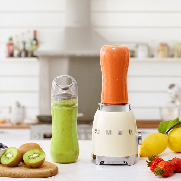 Smeg PBF01WHEU Personal blender creme inkl. 2 stk. flasker 0,6 liter - Image 5